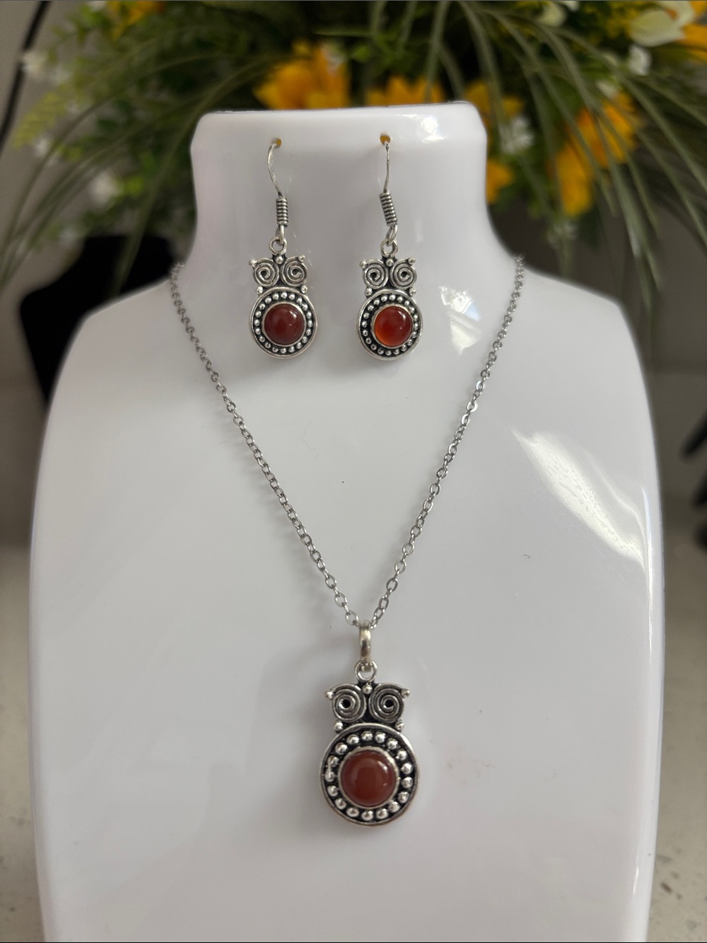 Carnelian Gemstone Ethnic Handmade Pendant Necklace & Earring set.